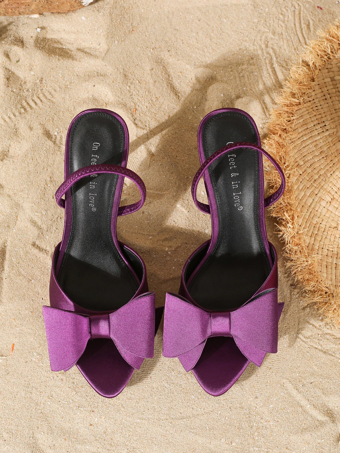2026 new women's sandals with fashionable bow design, elegant pointed-toe high heels for summer outdoor banquets, backless shoes