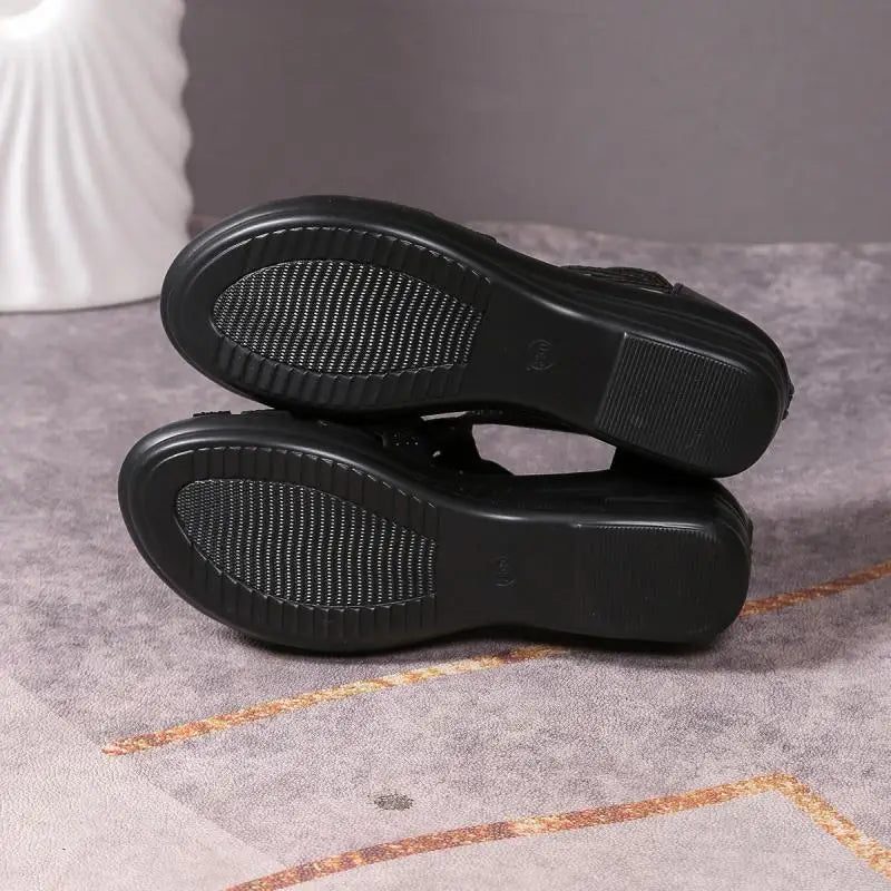 Luxury Glitter Strap Wedge Heel Sandals Women Summer 2026 Vintage Hollow Out Thick Bottom Gladiator Sandals Comfort Mom's Shoes