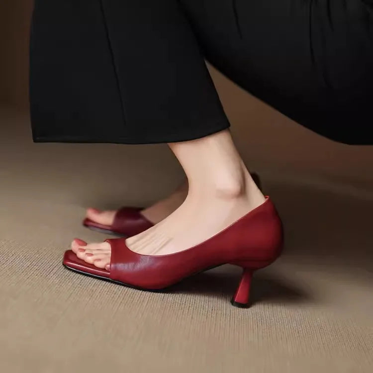2026 Summer Women's High Heel Sandals Fashion SquareToe Leather Suitable for Office Wearing and Casual Outdoor Use Women's Shoes